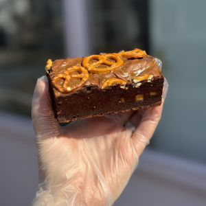 Caramel Pretzel Brownie